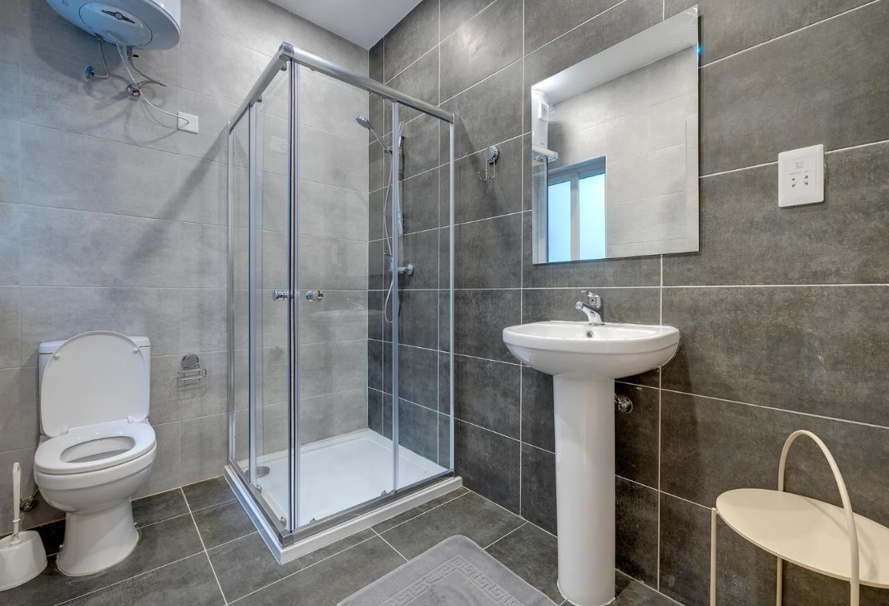 Modern Family Holiday Retreat In Gzira Sliema Exterior photo